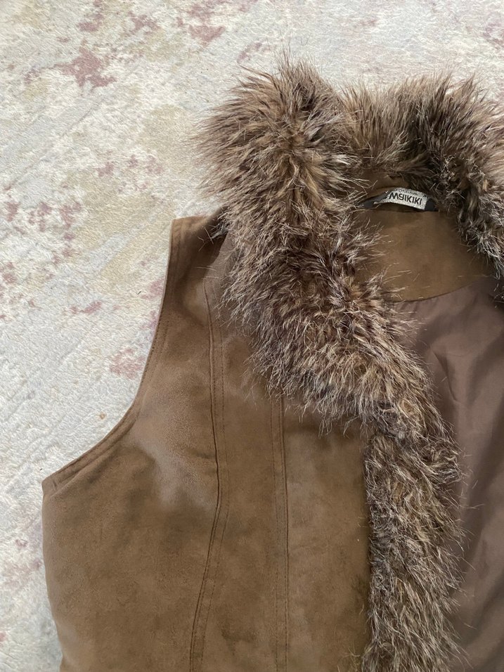 Kahverengi Süet Kürklü Kadın Yelek - Görsel 4