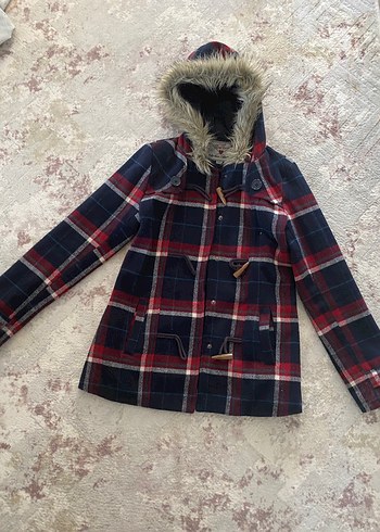 Kapüşonlu Kürklü Ekose Kız Mont - Görsel 2