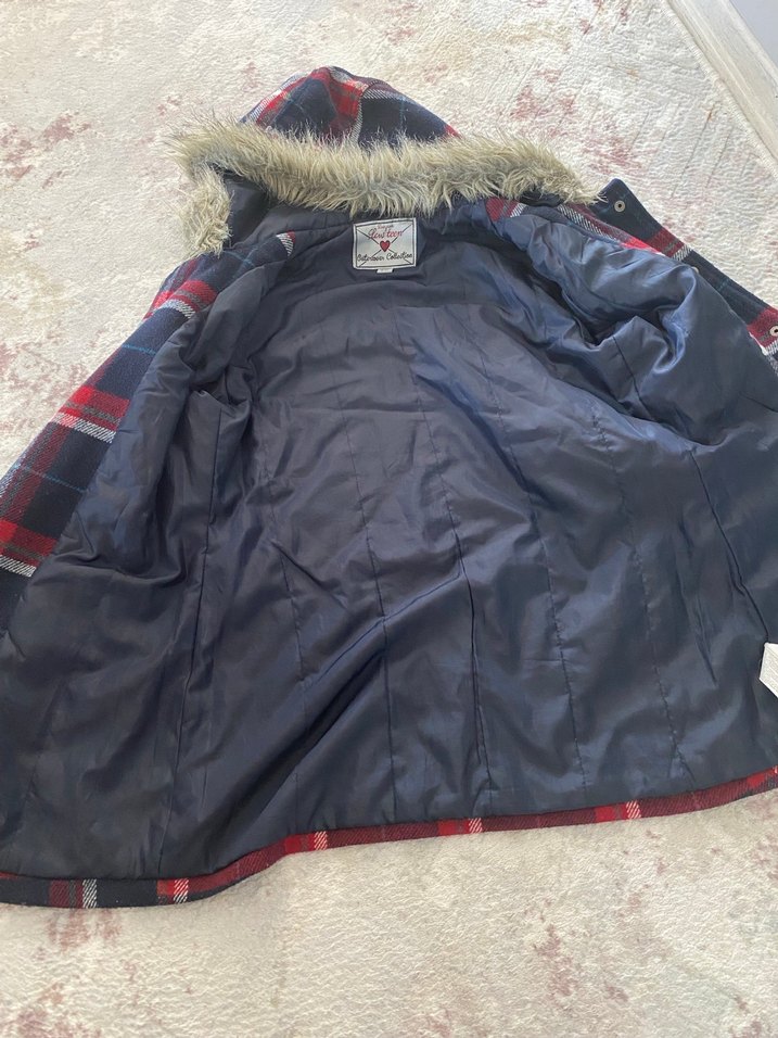 Kapüşonlu Kürklü Ekose Kız Mont - Görsel 3