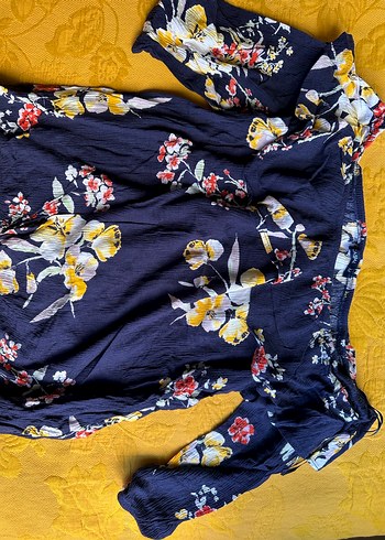 Bohem Çiçek Desenli ve düz yeşil renk 2li Bluz - Görsel 7