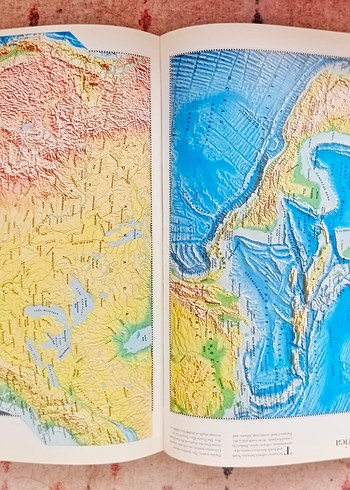 Atlas of the World Sanat Kitabı - Görsel 3