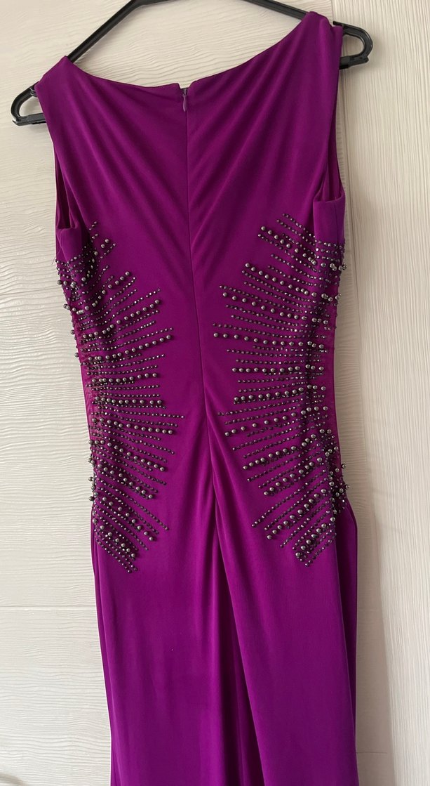 Mor Uzun V Yaka Drapeli Abiye Elbise - Görsel 4