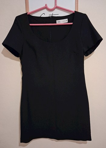 Siyah Kısa Kollu Midi Elbise - Görsel 2