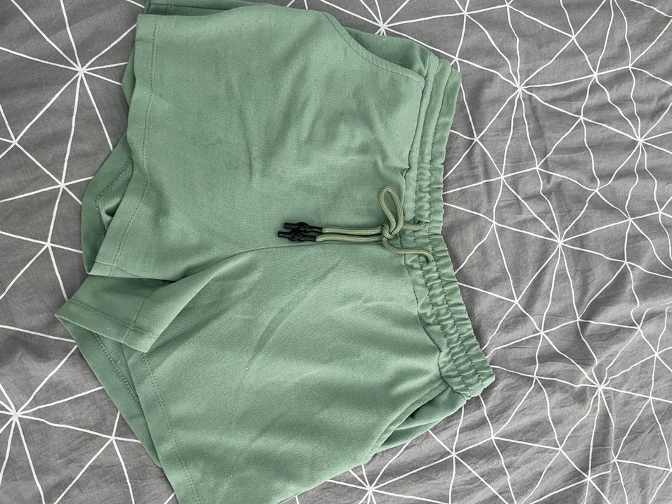 Kadın Şortu - Görsel 2