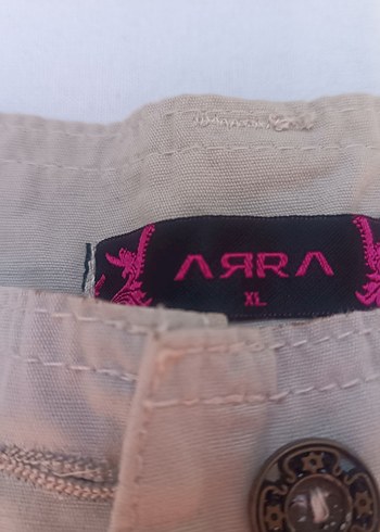 Düğmeli Bej renk Kadın Şort - Görsel 2