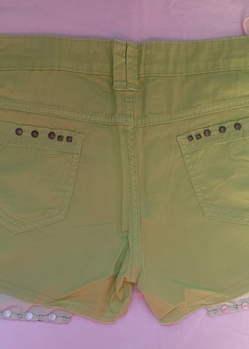 Yeşil Mini Kadın Şort, Düğmeli, Düşük Bel - Görsel 3