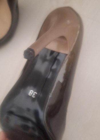 Klasik Parlak Kahverengi Stiletto Topuklu Ayakkabı - Görsel 3