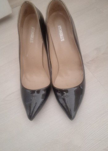 Klasik Parlak Kahverengi Stiletto Topuklu Ayakkabı - Görsel 4