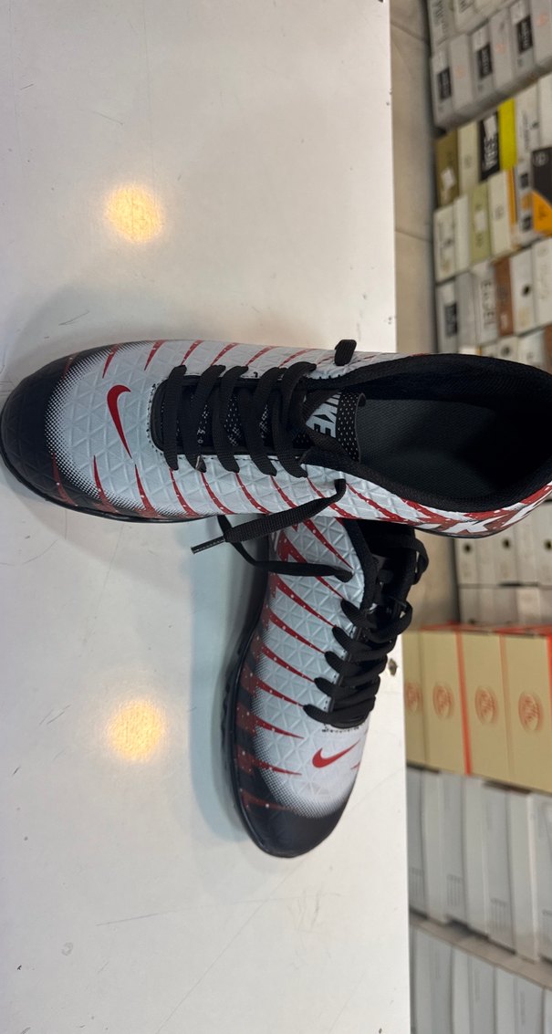 Nike Erkek Renkli Futbol Ayakkabısı Velcro - Görsel 3