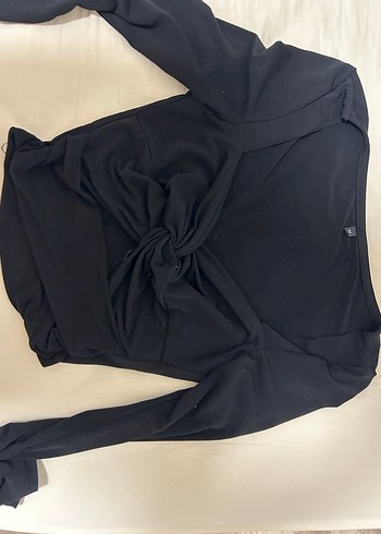 Siyah V Yaka Uzun Kollu Crop Top - Görsel 2
