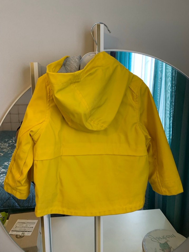 Parlak Sarı Erkek Çocuk Yağmurluk - Görsel 2