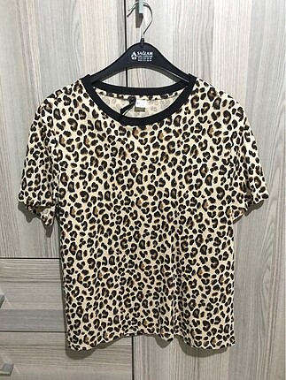 leoparlı tişört