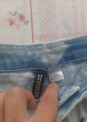H&M Düğmeli Bağlama Desenli Kısa Mavi Denim Şort