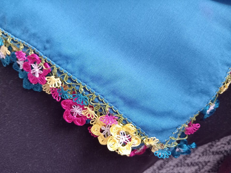 Renkli Fırfırlı Mavi Etnik Kadın yazma - Görsel 3