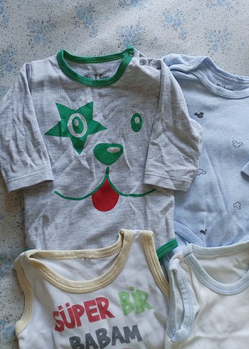 Renkli Baskılı Uzun ve Kısa Kollu Bebek Body - Görsel 2