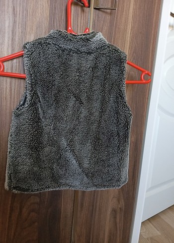 Kız Çocuk Gri Düğmeli Yelek - Görsel 3