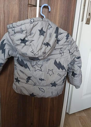 Gri Baskılı Erkek Çocuk Mont - Görsel 4