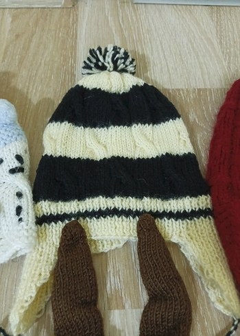 Çocuklar için Renkli Örgü Bere ve Şapka Seti - Görsel 3