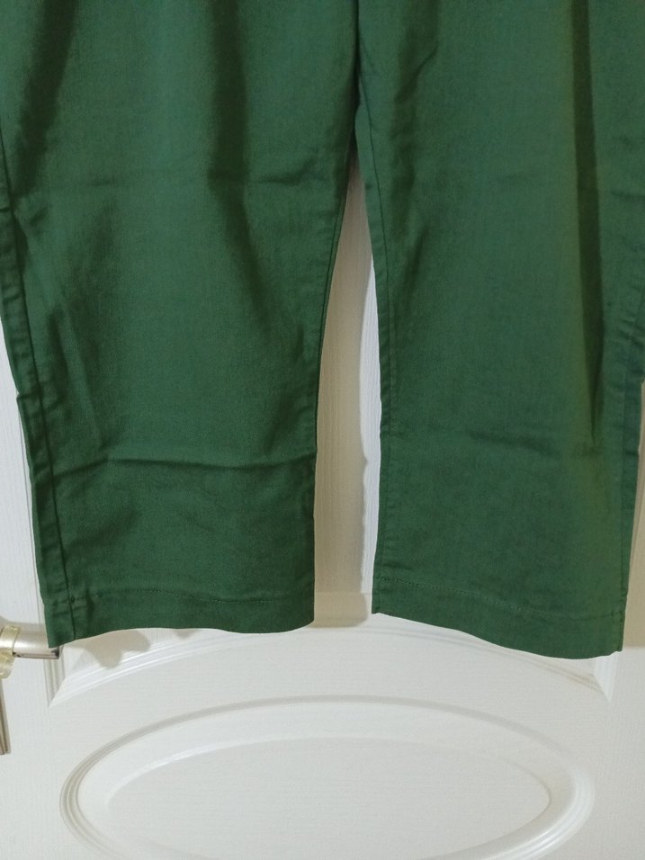 Kemerli Koyu Yeşil Mini Keten Kadın Pantolon - Görsel 3