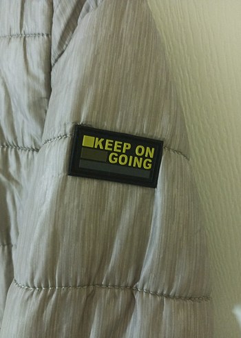 Gri Kapüşonlu Çocuk Mont - Görsel 4