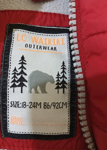 Kırmızı Kapüşonlu Erkek Çocuk Mont - Görsel 4