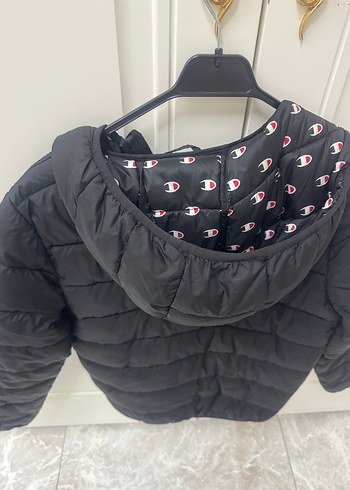 champion Kapüşonlu Siyah Erkek Çocuk Mont - Görsel 3