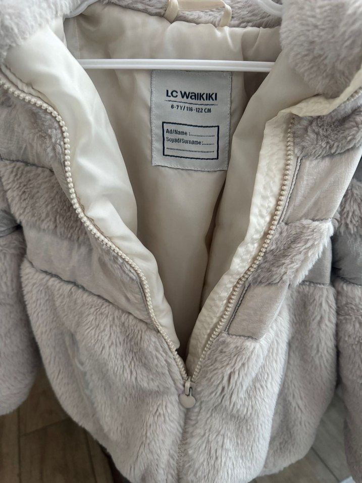 Kürklü LCW çocuk montu - Görsel 2