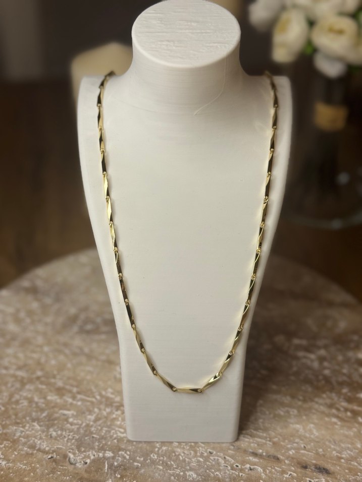 Uzun Parlak Altın Zincir Detaylı Kadın Kolye - Görsel 2