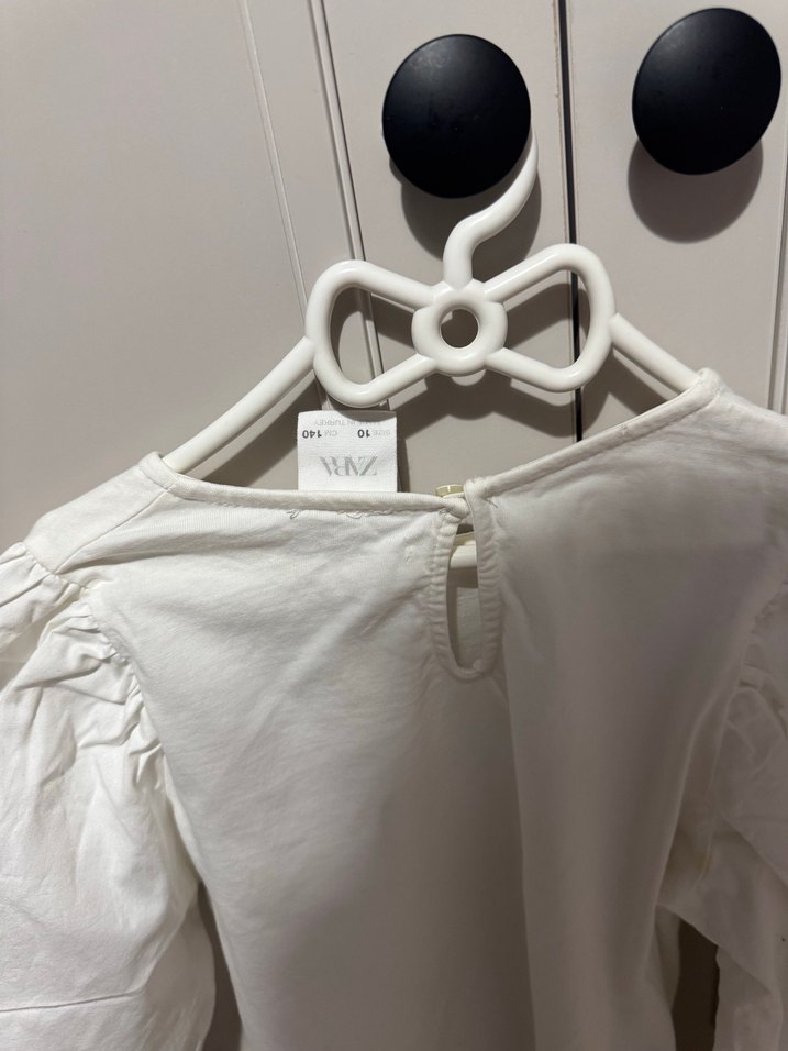 Uzun Kollu Beyaz Keten Bluz - Görsel 4