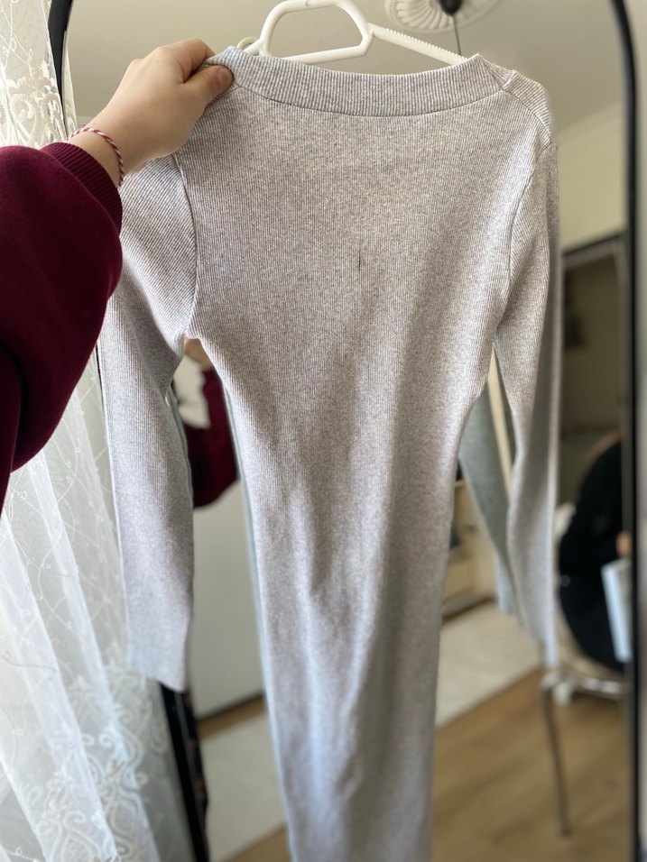 Gri V Yaka Uzun Kollu Triko Elbise - Görsel 2