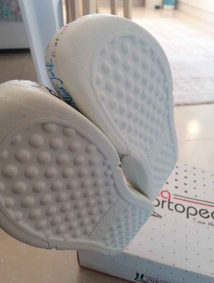 Renkli Baskılı Beyaz Kadın Terlik Velcro - Görsel 4