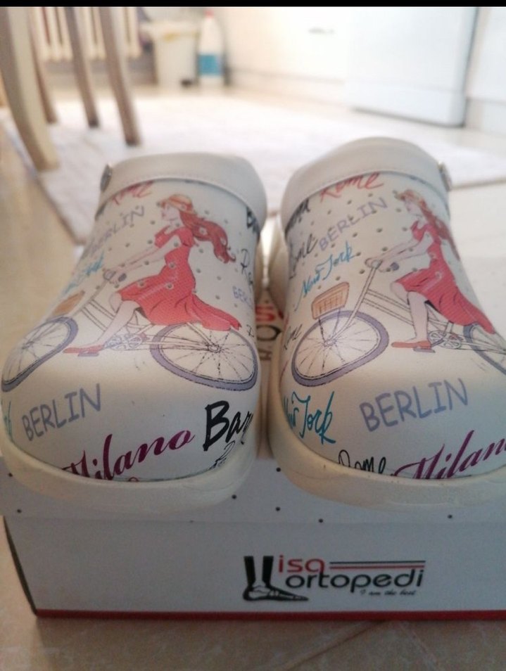 Renkli Baskılı Beyaz Kadın Terlik Velcro - Görsel 3