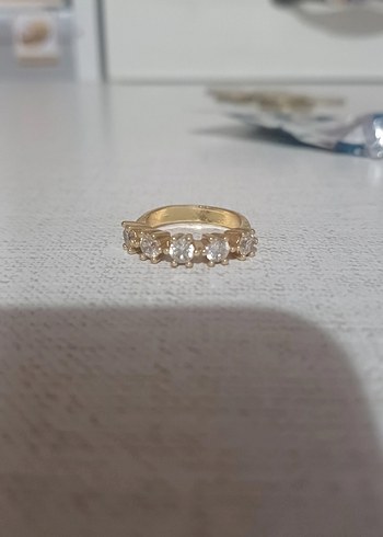 Altın Renkli Minimalist Kadın Yüzük yanında ruj hediye ediyoruz - Görsel 2