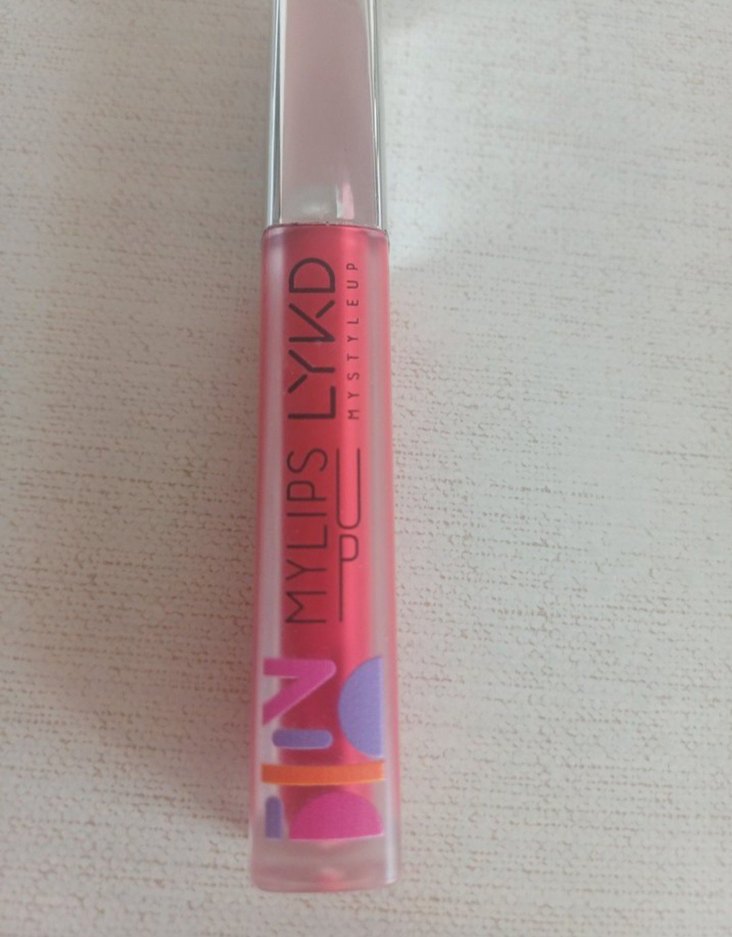 Altın Renkli Minimalist Kadın Yüzük yanında ruj hediye ediyoruz - Görsel 4