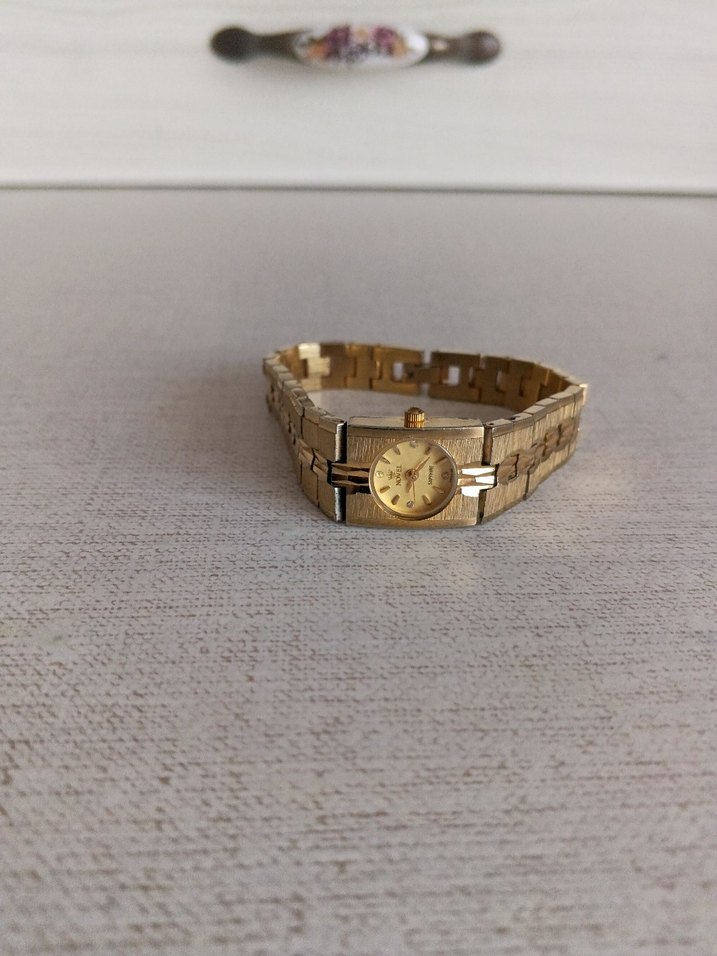 Vintage Altın Renk Kadın Saat - Görsel 3