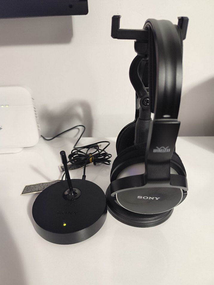 SONY RF810F WİRELESS KULAKLİK - Görsel 2