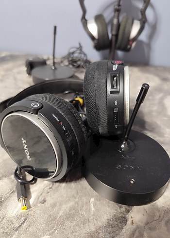 Sony MDR-RF810R WİRELESS KULAKLİK - Görsel 2