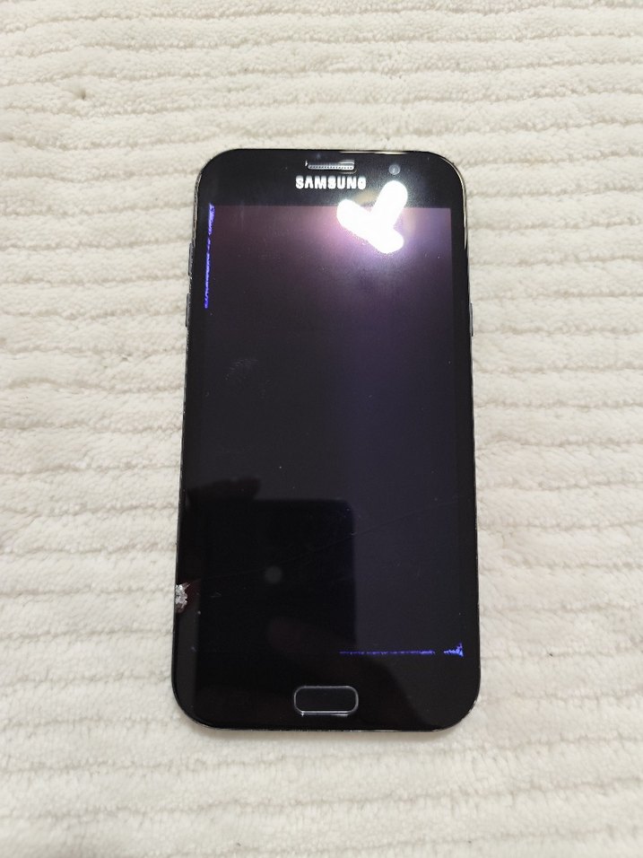 Ekran kırık A7 2017 - Görsel 2