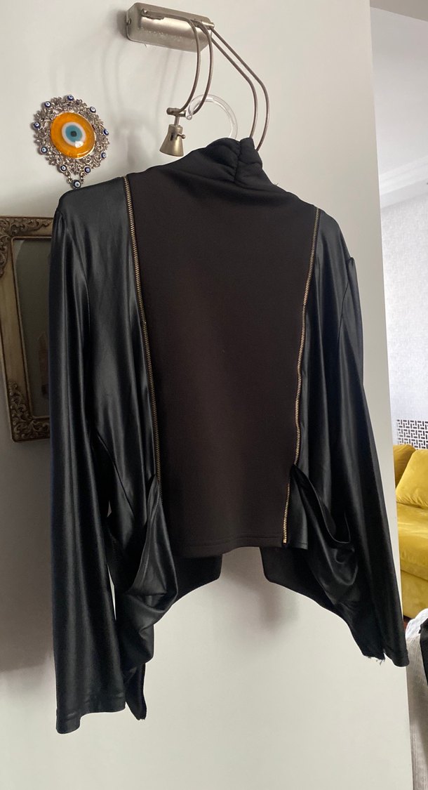 Drapeli Siyah Deri Kadın Ceket - Görsel 3