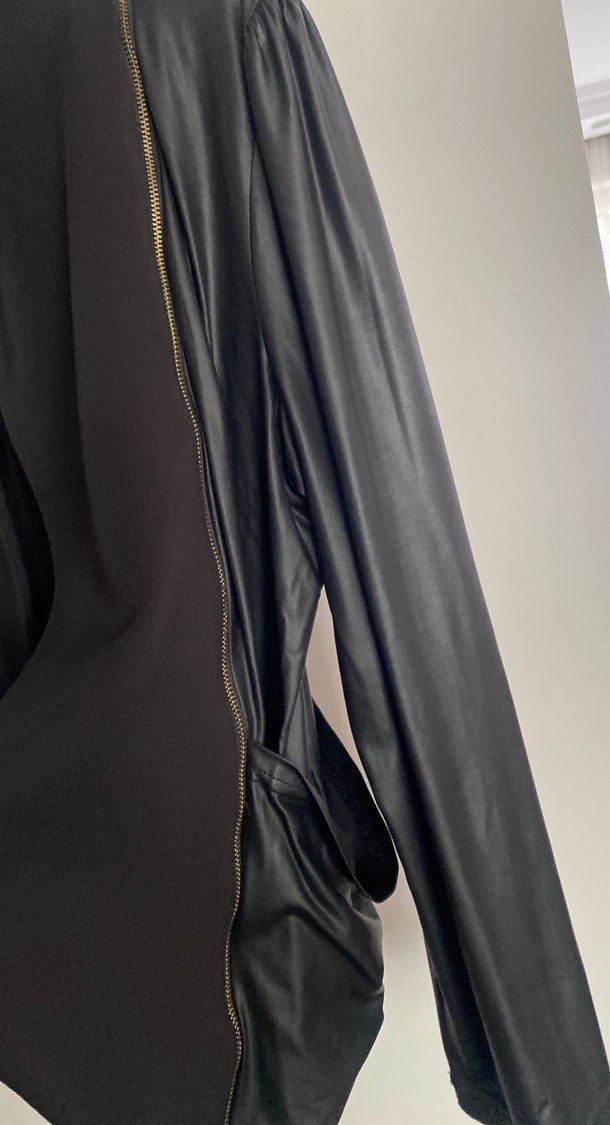 Drapeli Siyah Deri Kadın Ceket - Görsel 2