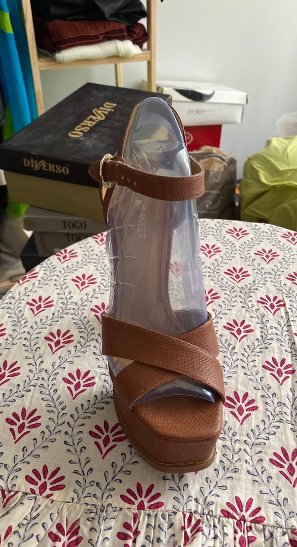 Kahverengi topuklu Nine West - Görsel 2