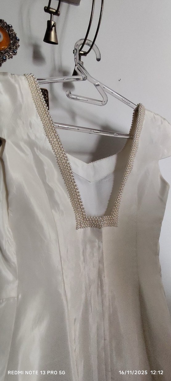 Kısa Kollu Beyaz A-Line Gelinlik Beyaz bıgikten alındı - Görsel 4