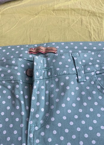 Düğmeli Mavi Puantiyeli Mini Kadın Pantolon - Görsel 2