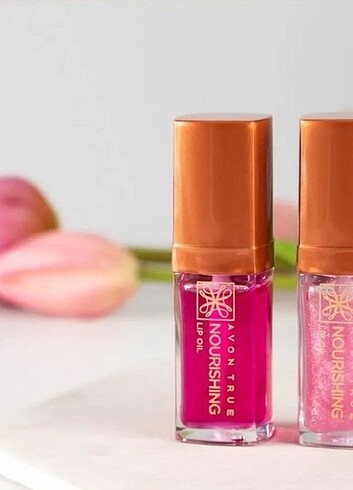 Avon lipgloss