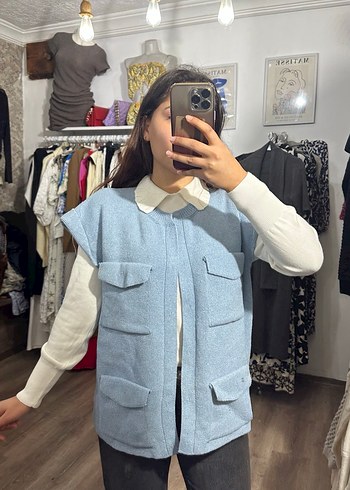 Mavi Düğmeli Kolsuz Kadın Süveter - Görsel 5