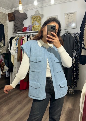 Mavi Düğmeli Kolsuz Kadın Süveter - Görsel 3