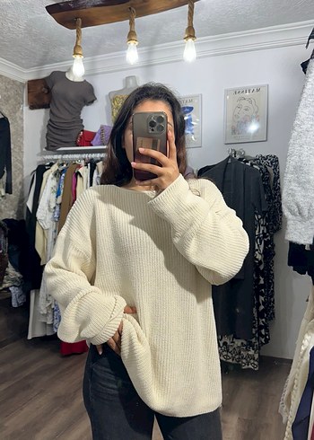 Beyaz Oversize Triko Kadın Kazak - Görsel 6