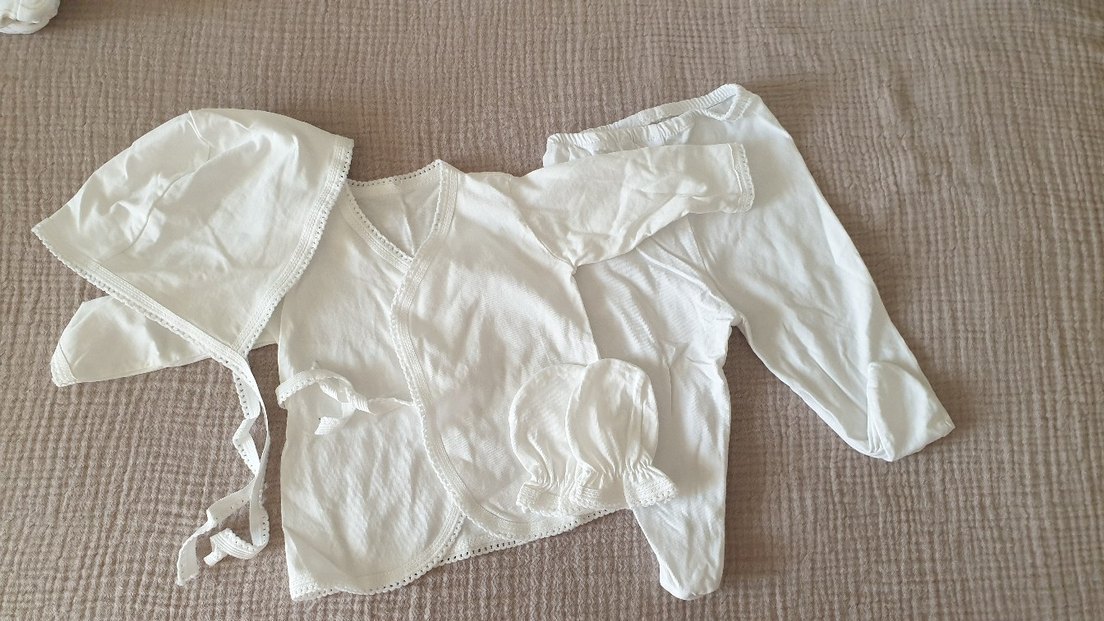 Bebek Beyaz Alt Üst Takımı. hastane çıkışı - Görsel 2