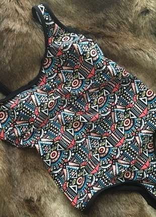 Penti Vintage Desenli Sırtı Açık Mayo