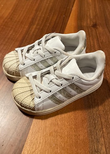 Beyaz Bağcıklı Kız Çocuk Adidas spor ayakkabı - Görsel 5